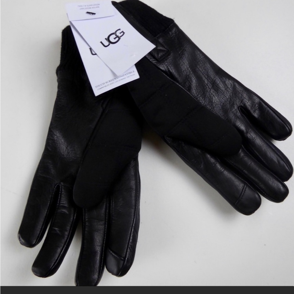 NWT Ugg Mens Quilted All Weather Leather Glove size S/M